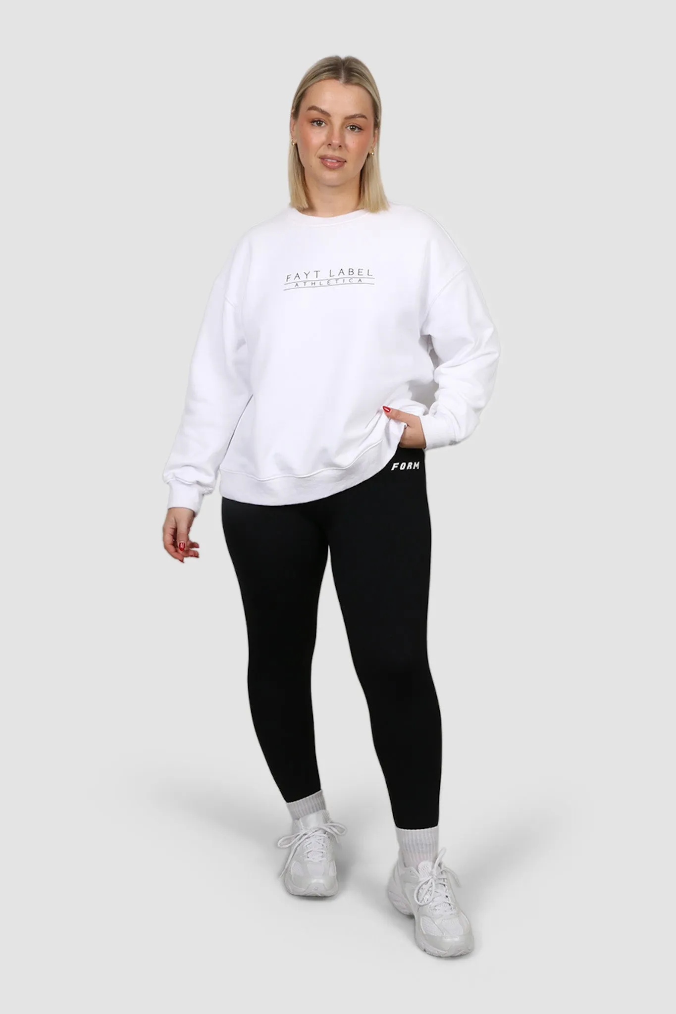 ATHLETICA OVERSIZED CREW WHITE