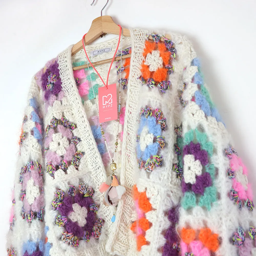 Crochet kit - MYPZ Dreamy Granny square bomber cardigan Off White (ENG-NL-DE-ES)