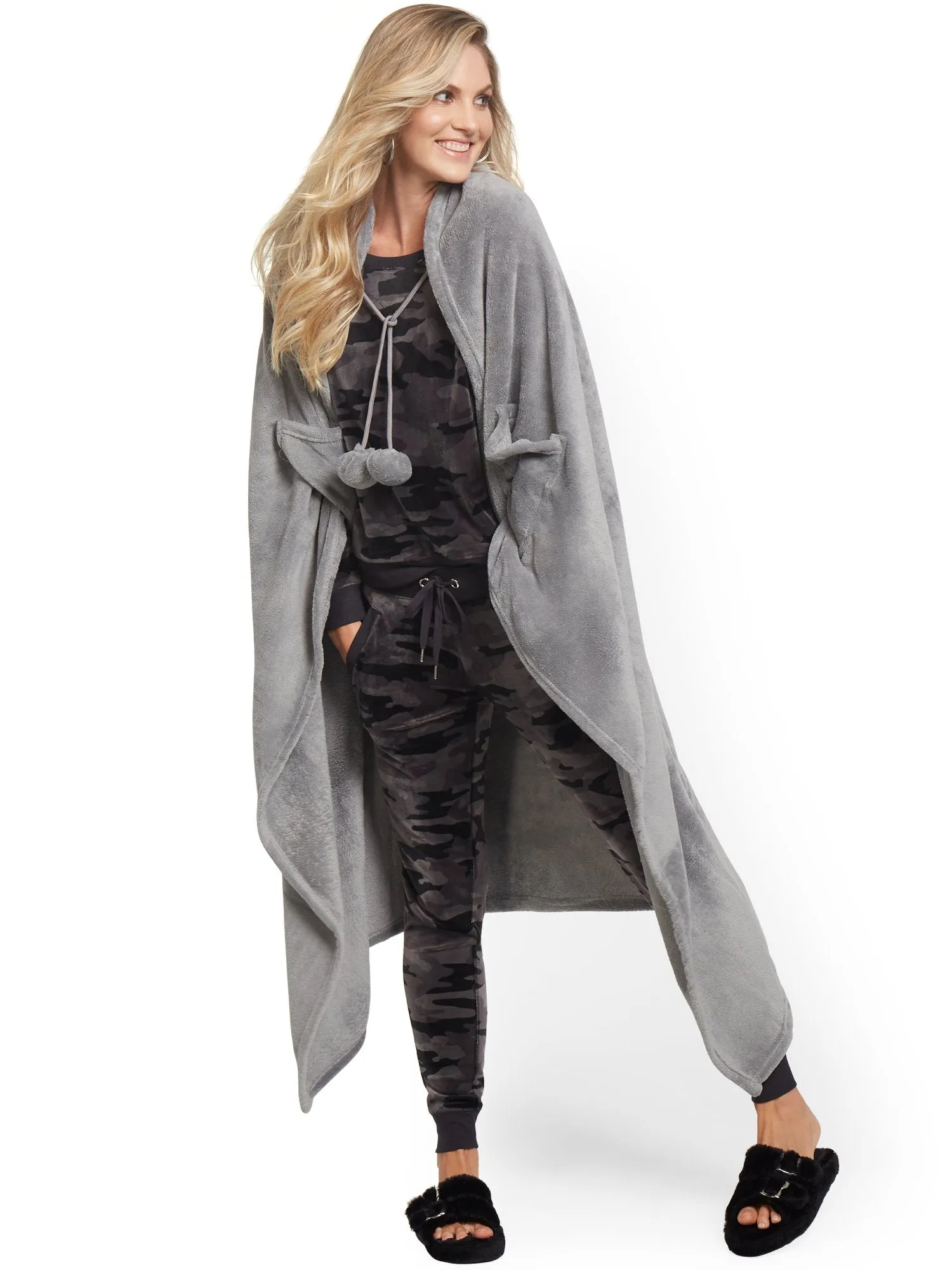 Elke Faux-Fur Fleece Wrap Robe - NY&C x Chic Home