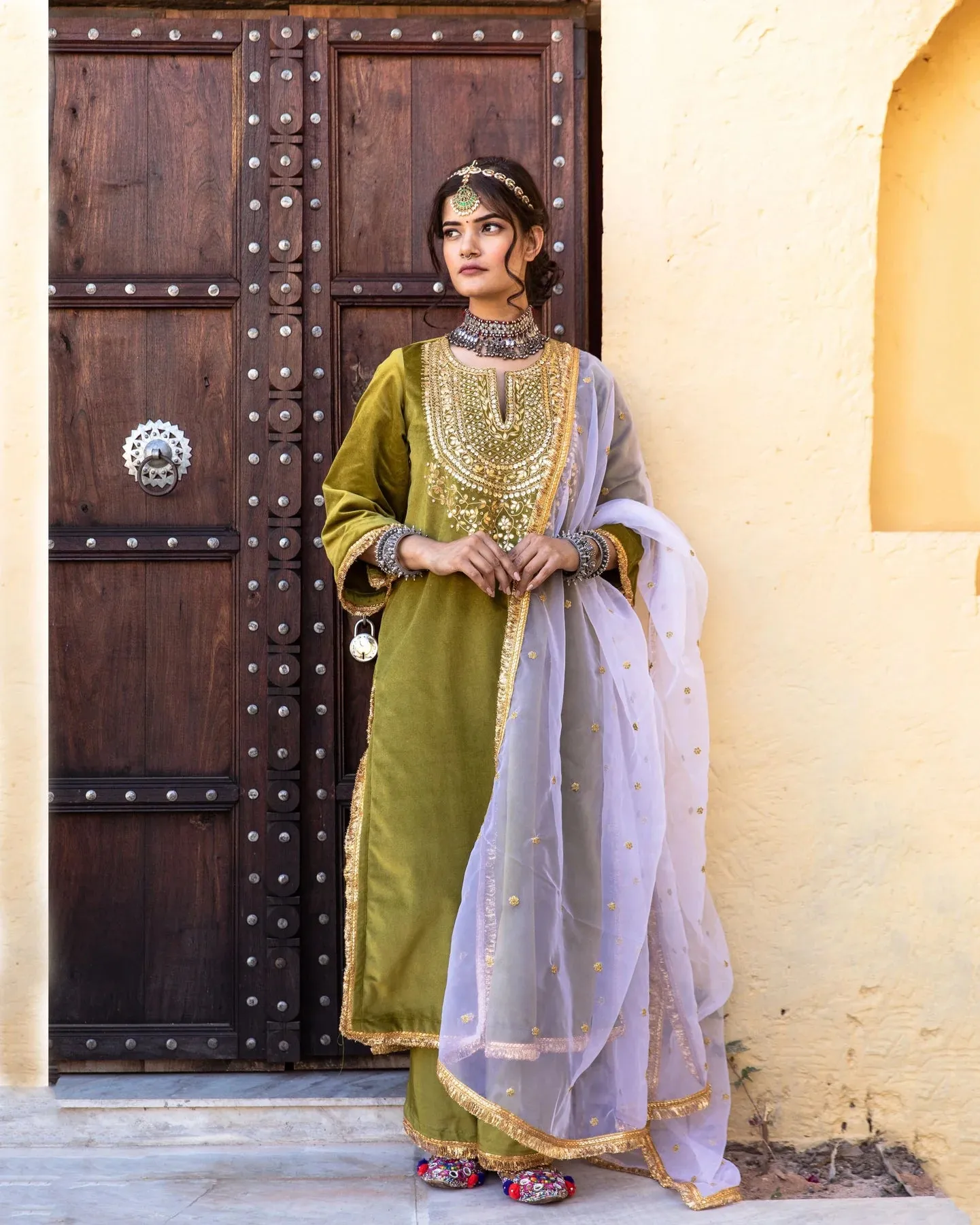 Green Velvet Zardozi work Kurta with Muslin Bottom and an Organza Dupatta Suit Set