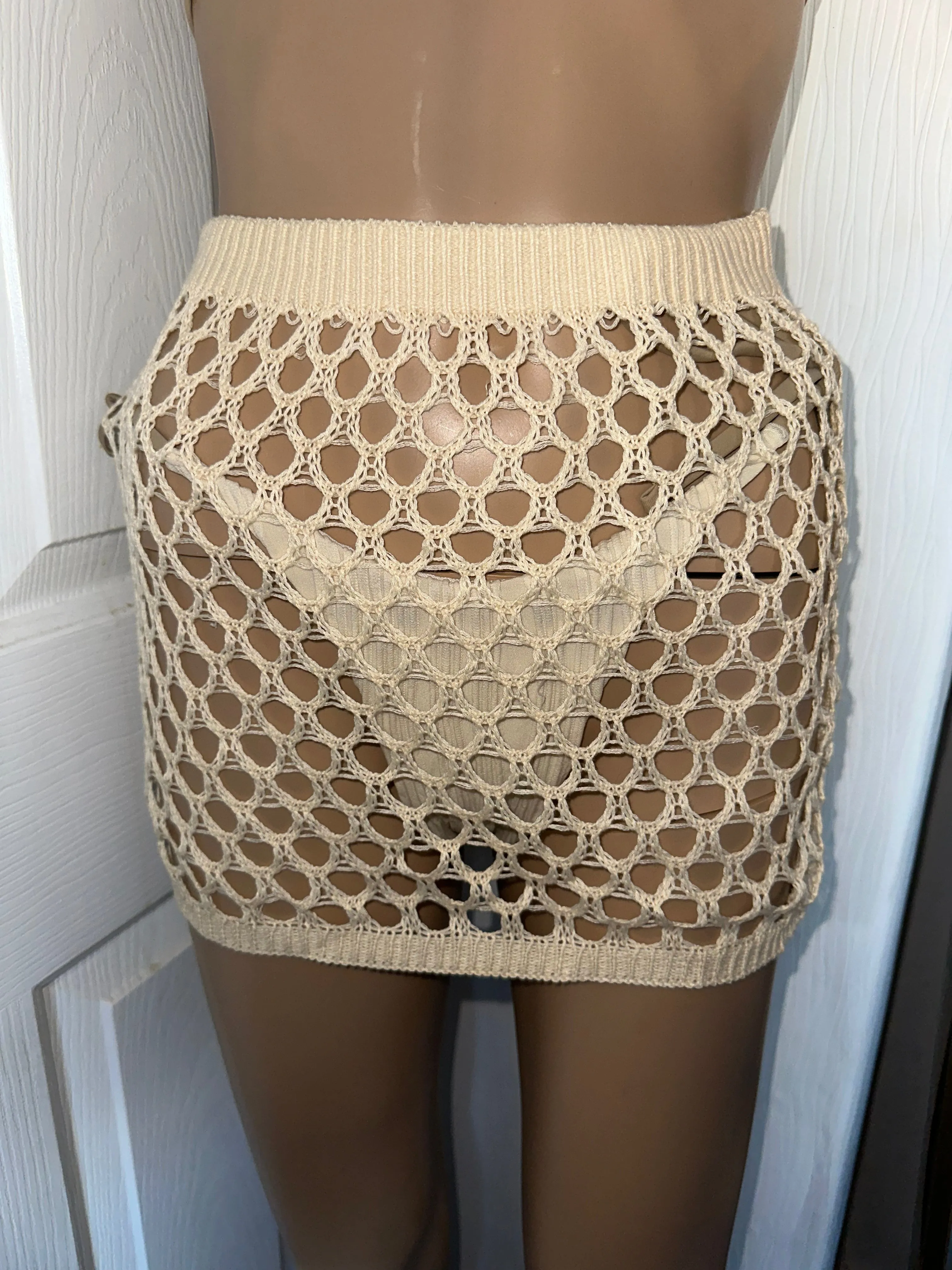 NUDE CUT OUT KNITTED BEACH COVER UP SKIRT