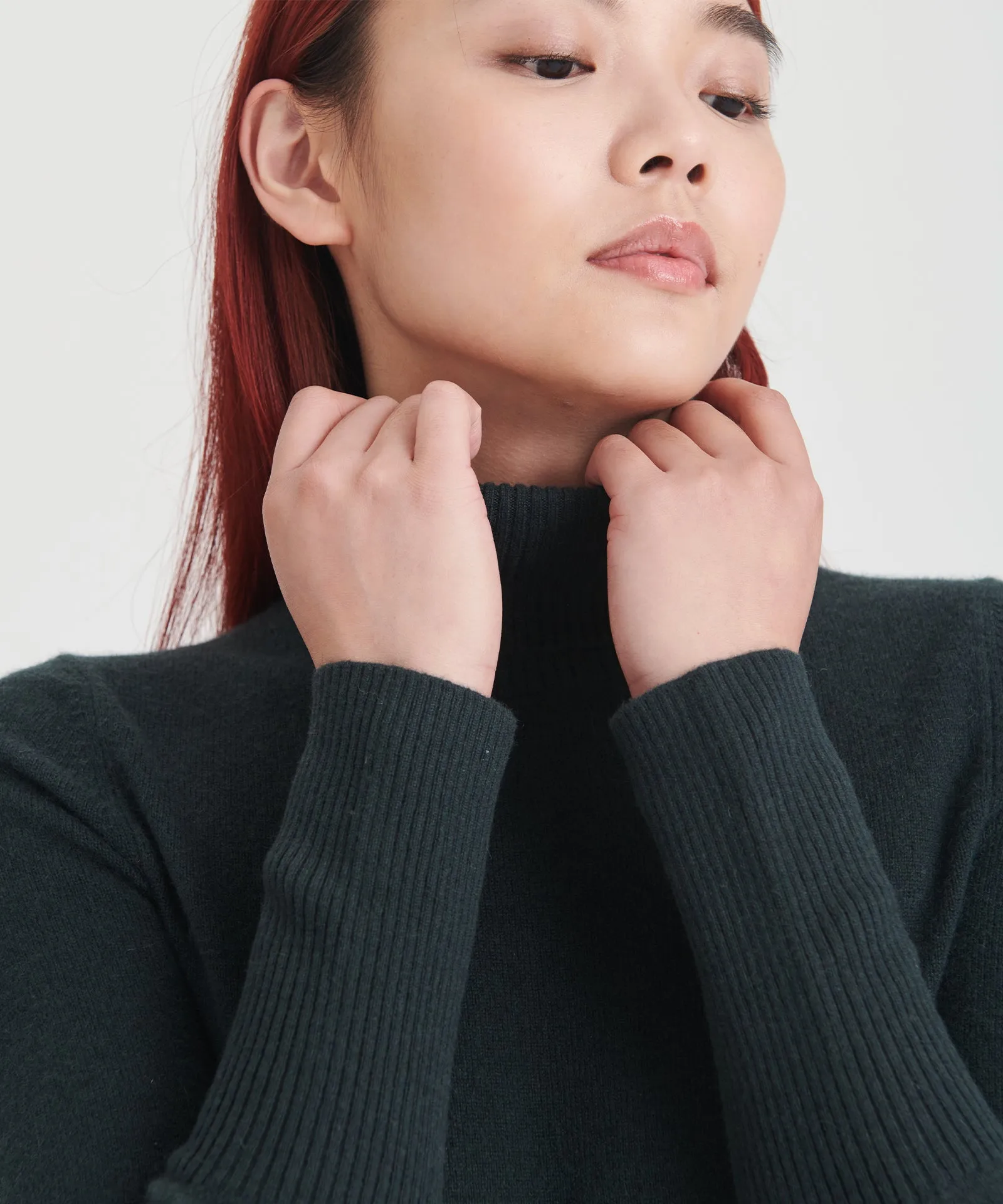 Signature Cashmere Classic Turtleneck