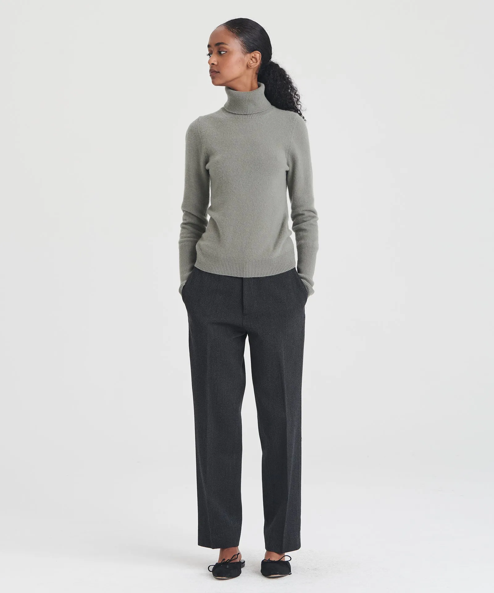 Signature Cashmere Classic Turtleneck