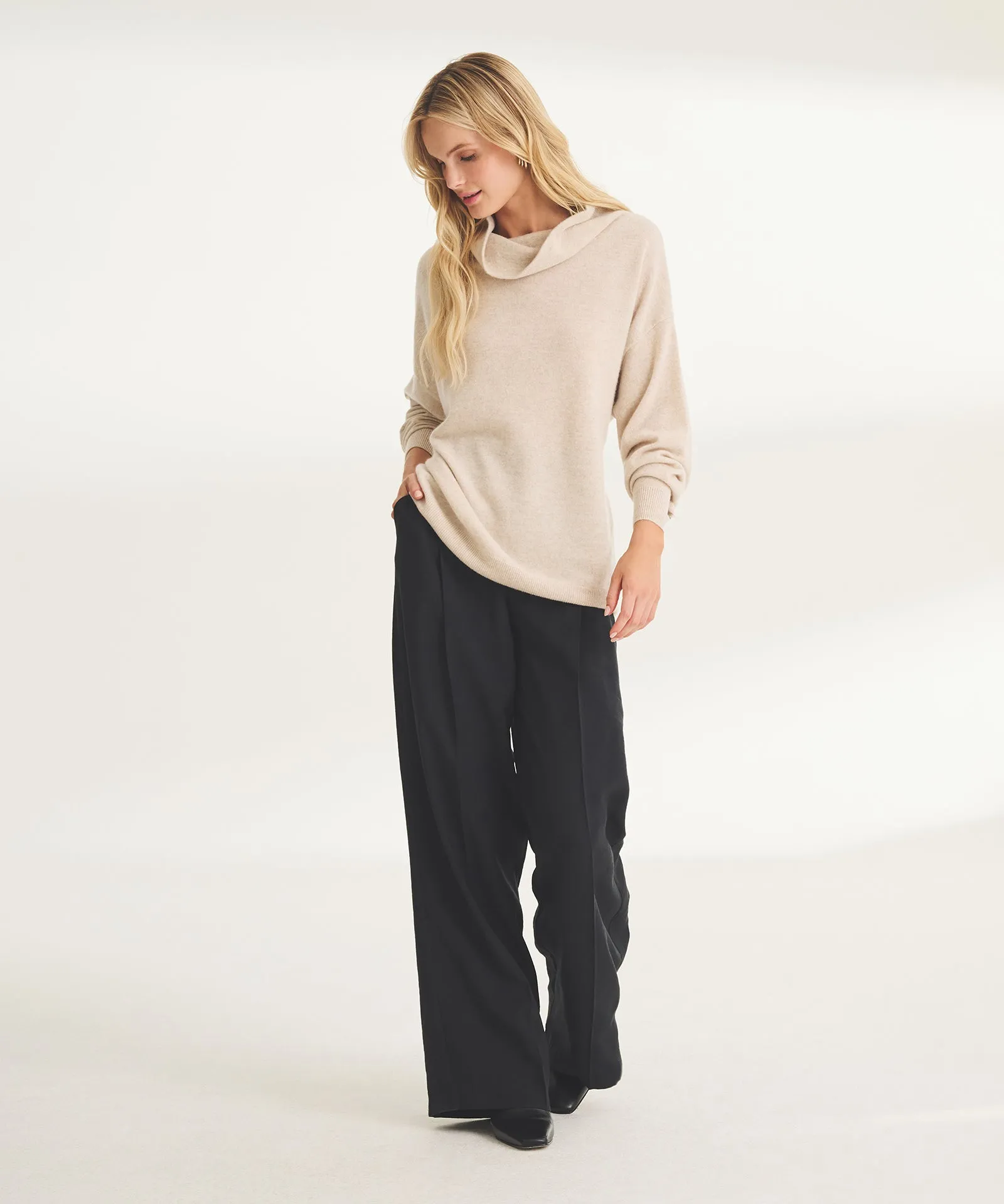 Signature Cashmere Funnel Turtleneck